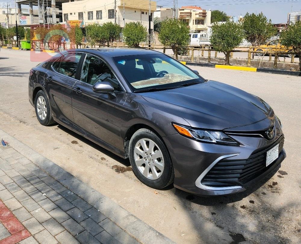 تۆیۆتا کامری